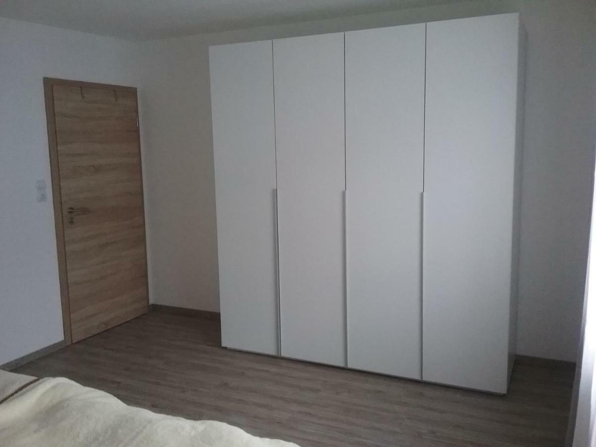 Ferienwohnung S-Bahn Naehe Schwaikheim Exterior photo